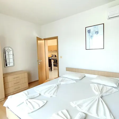 New Line Village Apartament