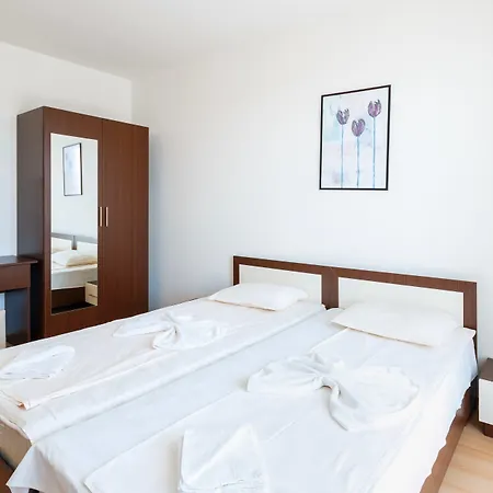 Appartement New Line Village *