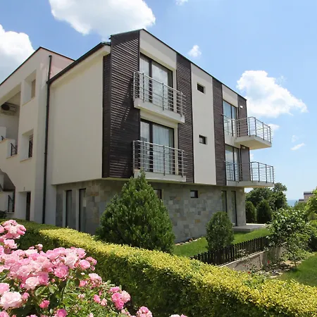 New Line Village * Slantchev Briag