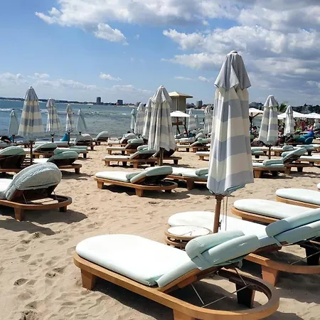 New Line Village * ساني بيتش