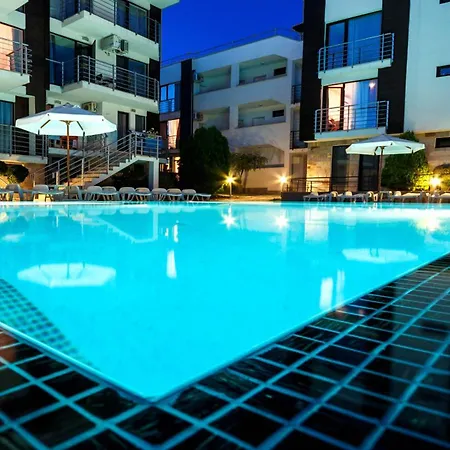 New Line Village Apartamento Sunny Beach